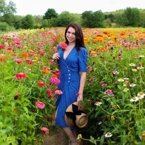 Meet your Posher, Laura